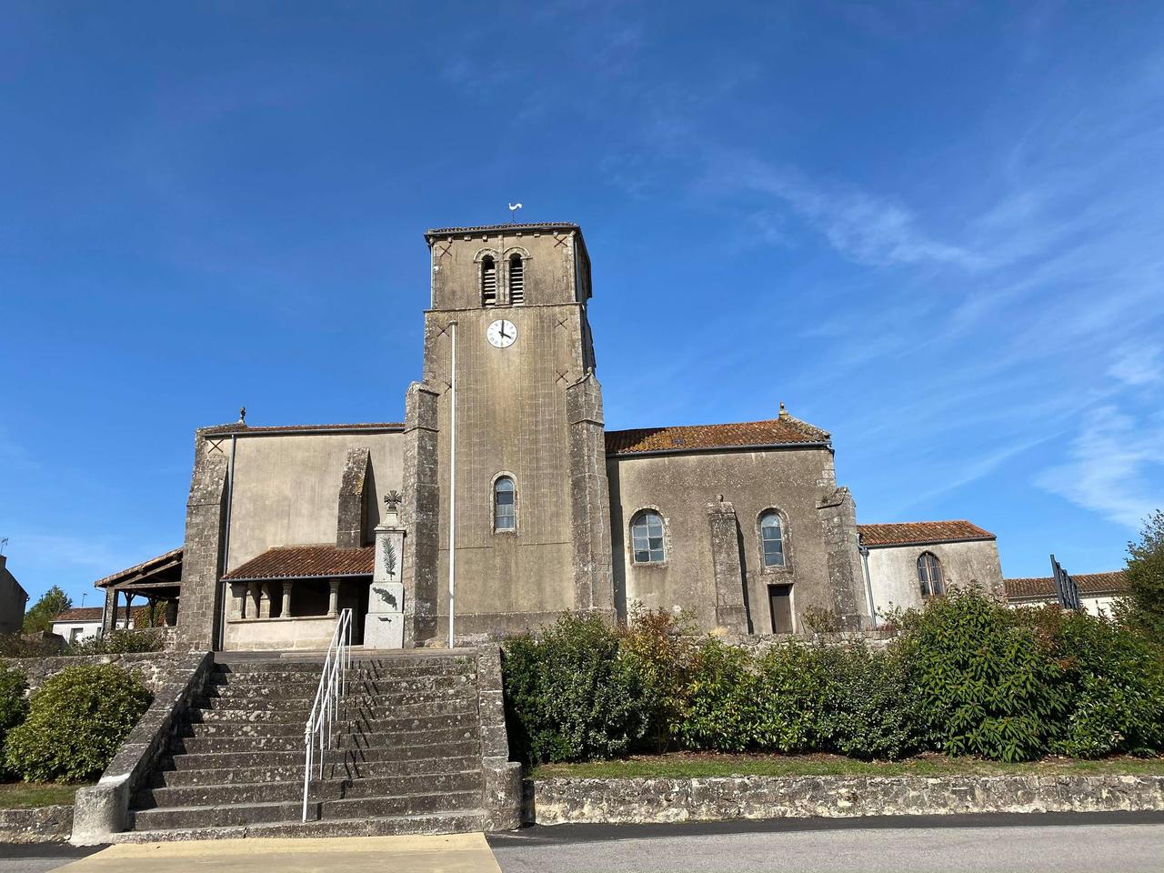 Eglise Saint-Hilaire d'Azay-sur-Thouet - Agrandir l'image (fenêtre modale)