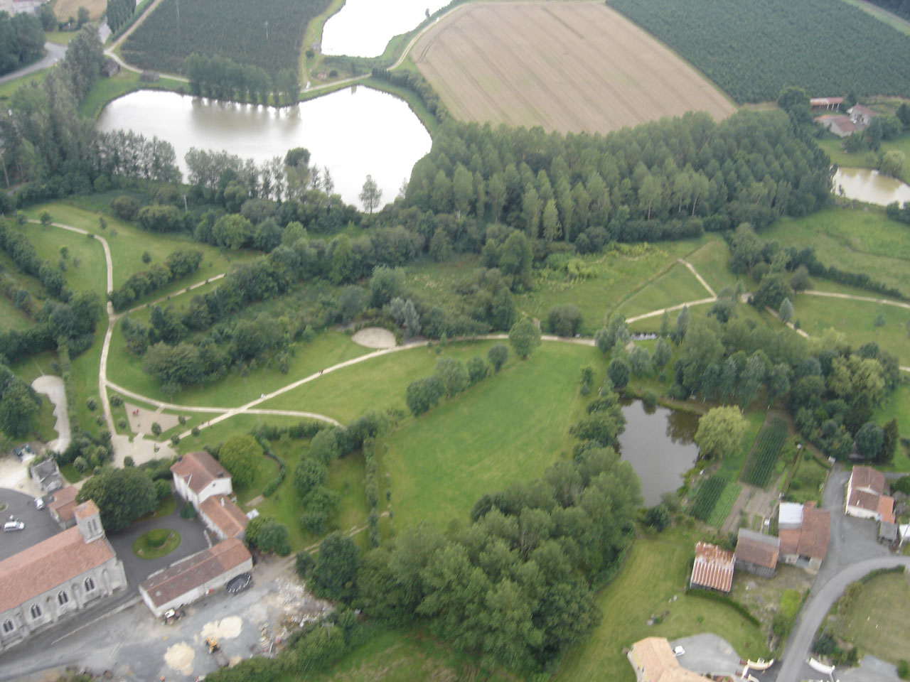 Bords de Sèvres à Vernoux-en-Gâtine - Agrandir l'image (fenêtre modale)