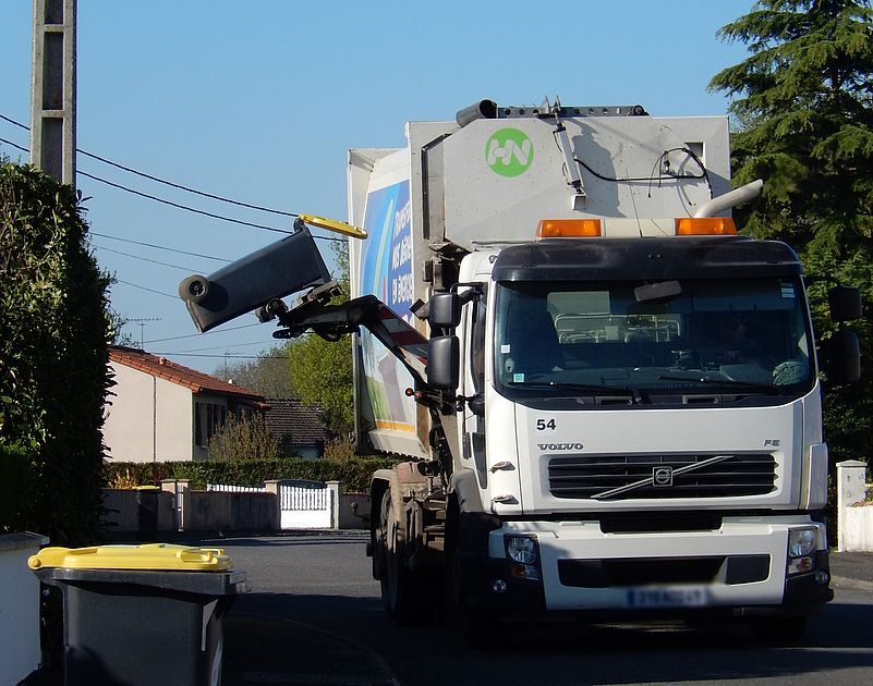 Collecte des déchets les calendriers 2025 sont sortis Communauté de communes ParthenayGâtine