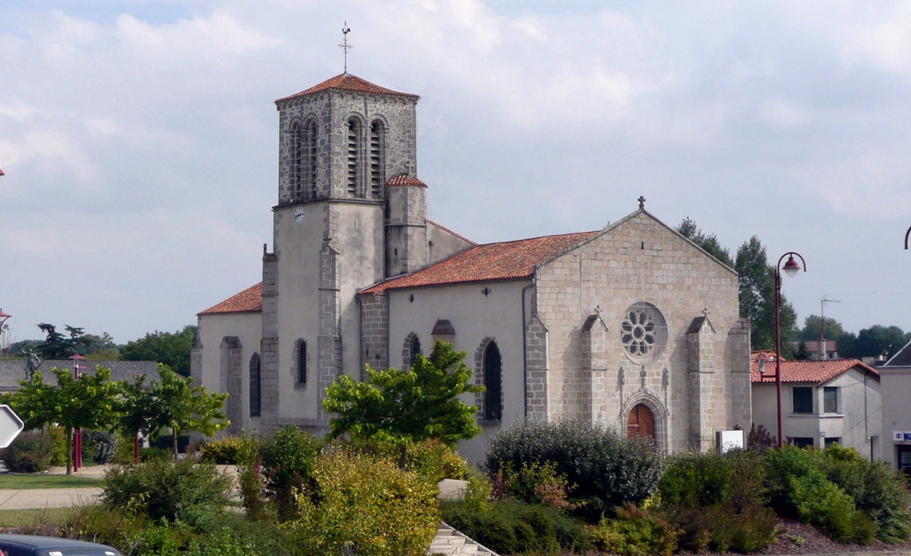 Eglise de Saint-Aubin-le-Cloud - Agrandir l'image (fenêtre modale)