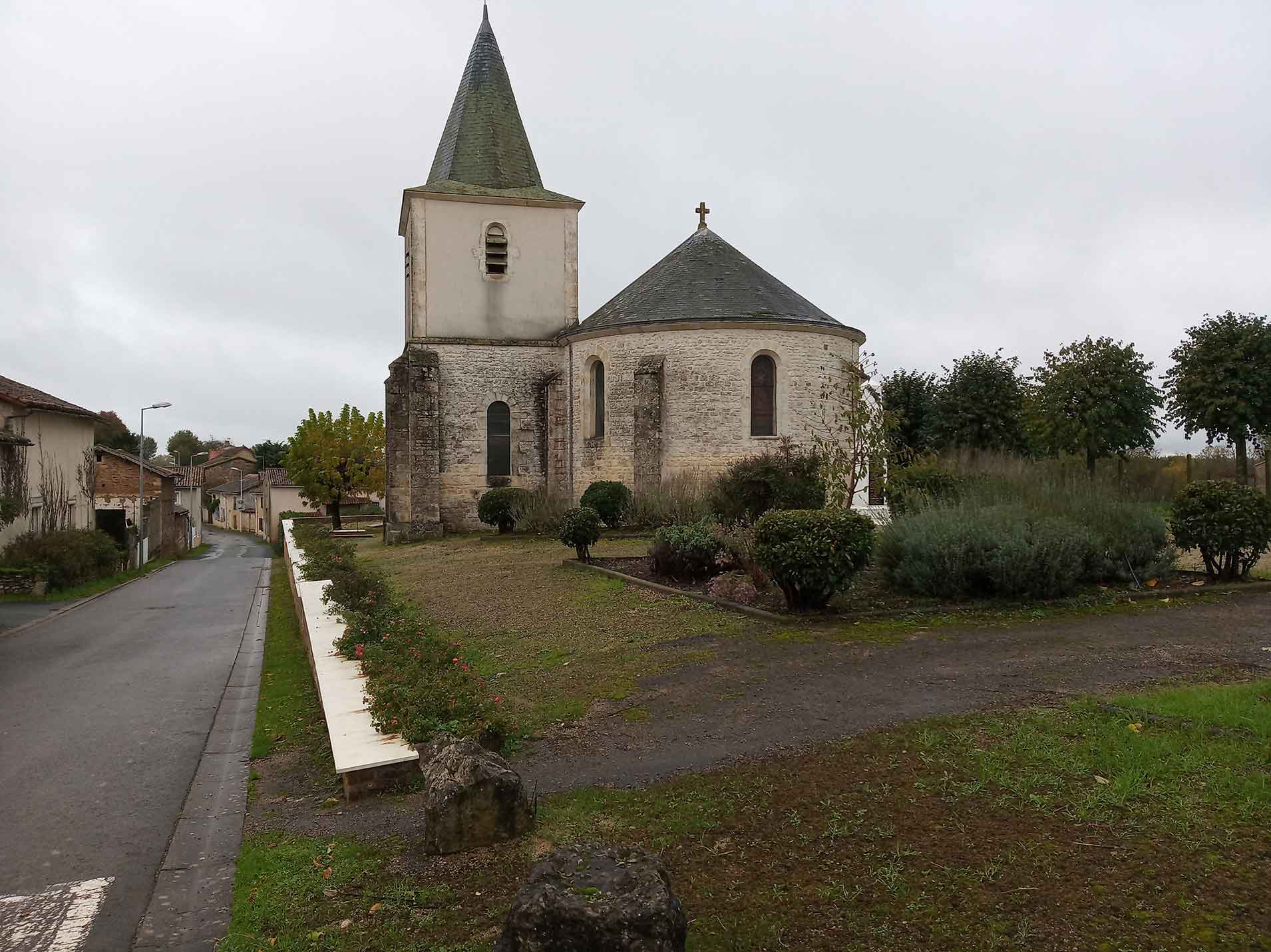 Eglise Saint-Germier (79) - Agrandir l'image (fenêtre modale)